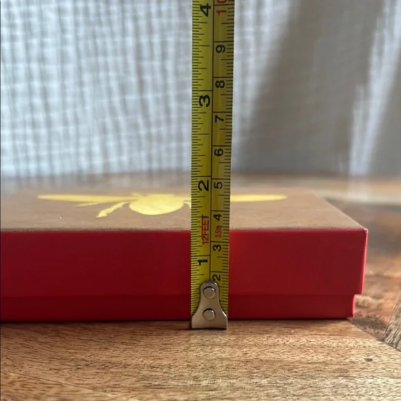 Red and Gold Bee Note Card Set - Picture 11 of 11